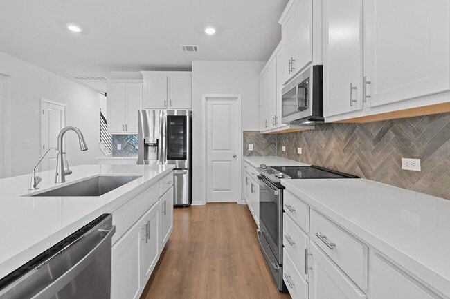 Building Photo - 321 Caisson Trl