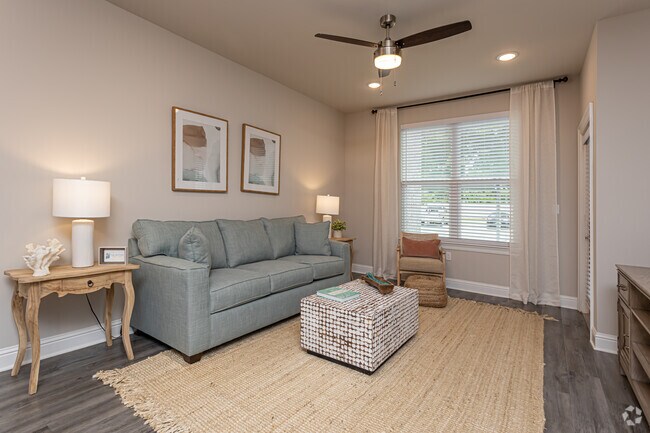1HAB, 1BA - 827f t² - The Waters at Hammond