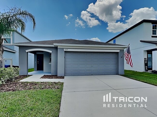 Building Photo - 5029 Golden Fig Ln