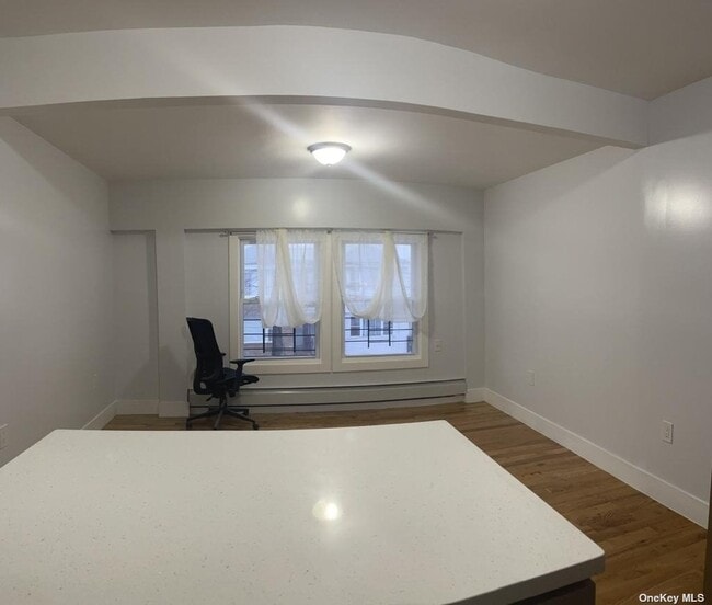 Foto del edificio - 111-47 113th St