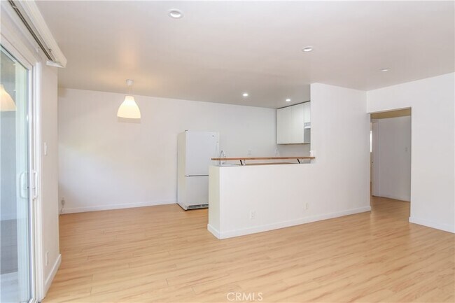 Foto del edificio - 11921 Goshen Ave