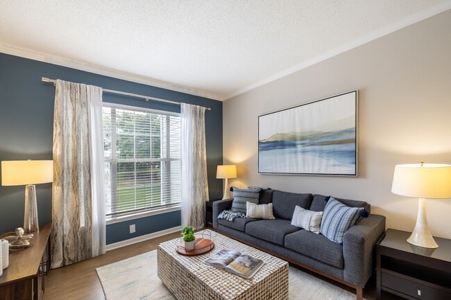 Building Photo - Hawthorne at Lake Heather