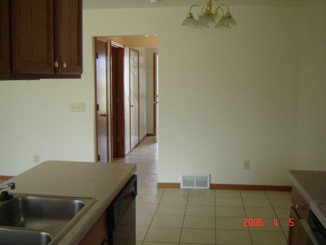 Foto del edificio - 1226 Mark Ave