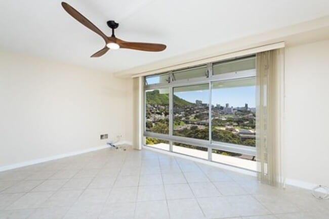 Photo - Centrally Located Queen Emma Gardens, Apartment