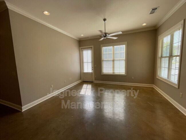 Foto del edificio - 117 Shallowford Dr