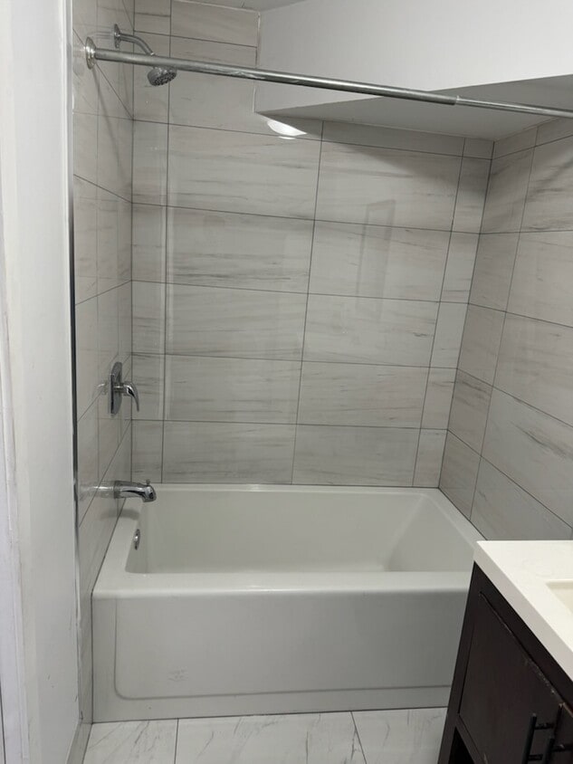 Primary Photo - 4827 Rue Saint-Urbain