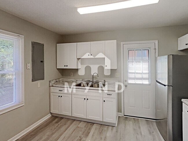 Building Photo - 3109 Berry Ct