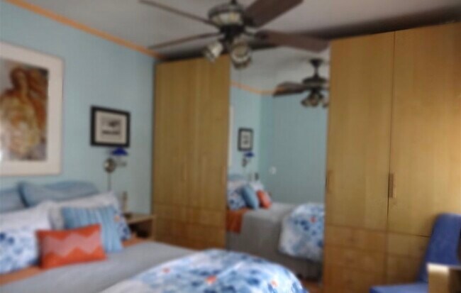 Foto del edificio - 2129 Kennedy Blvd