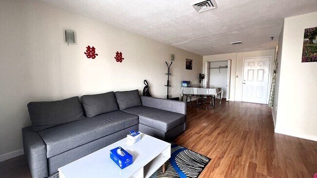 Foto del edificio - 90 Quincy Shore Dr