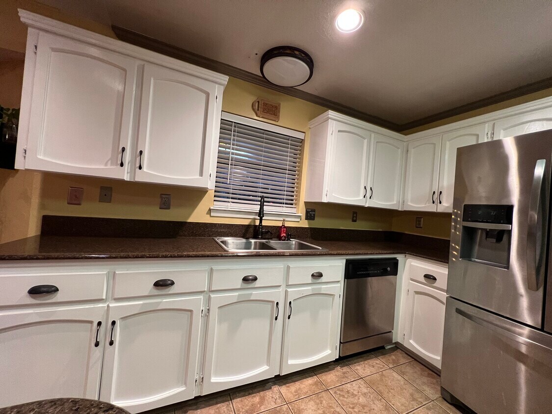 Foto principal - 101 Southwood Dr