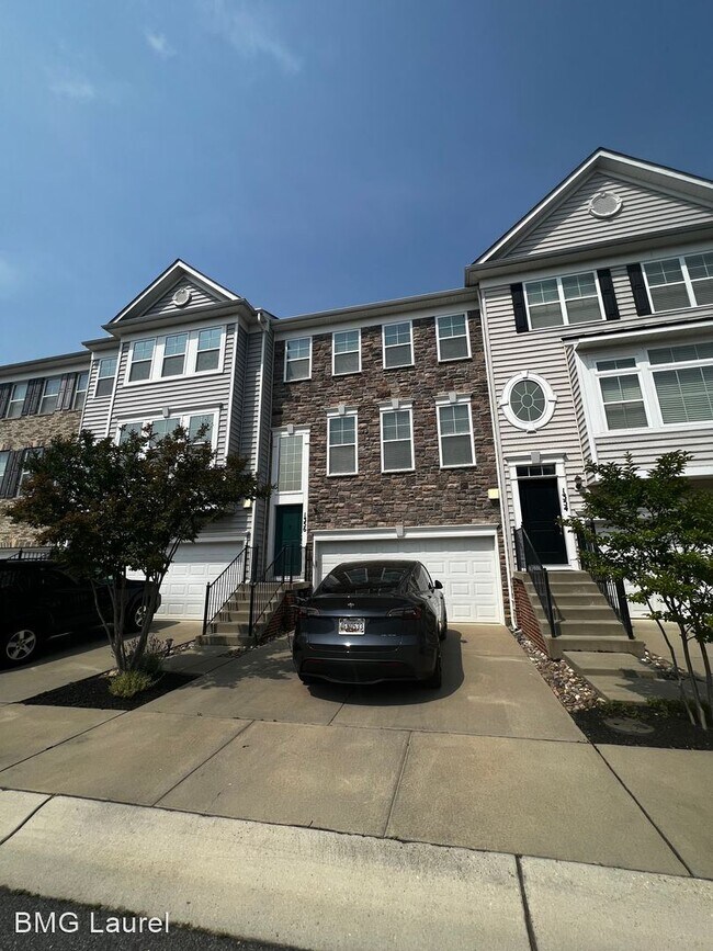 Building Photo - 3 br, 3.5 bath House - 1356 Chapel Centre Dr