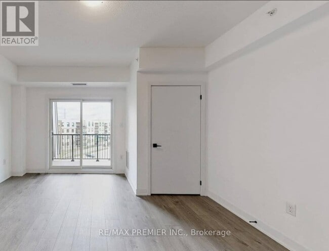 Photo du bâtiment - 5 Chef Ln