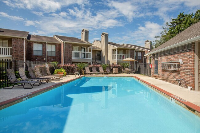 Foto del edificio - Pine Hills