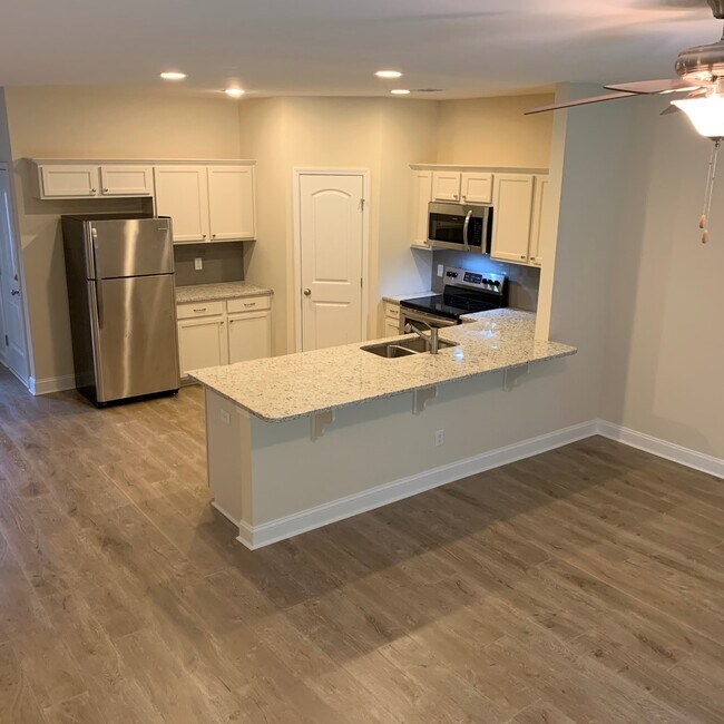 Foto del edificio - Very well maintained Townhouse