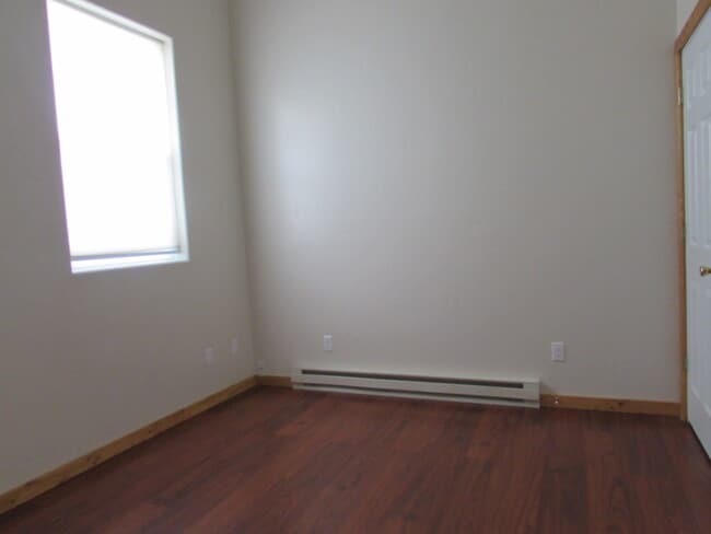 Building Photo - 3271 C 1/2 Rd