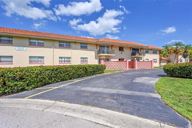 Foto del edificio - 11607 NW 29th St
