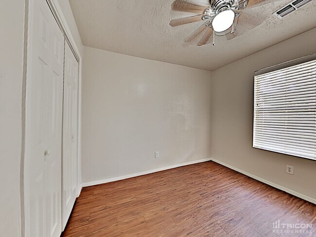 Building Photo - 1539 Lazy Spring Drive Missouri City TX