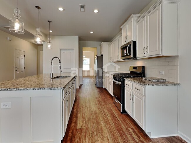 Foto del edificio - 5705 Oakgate Dr