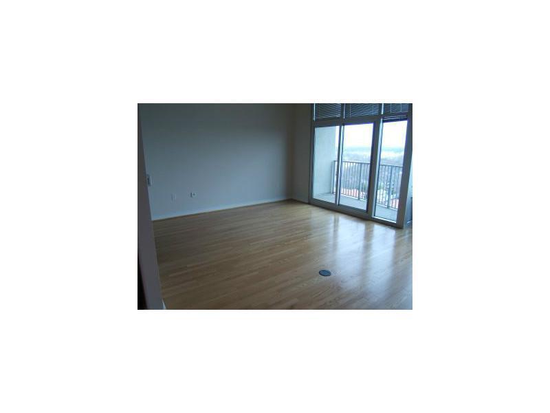 Foto del edificio - 943 Peachtree St NE