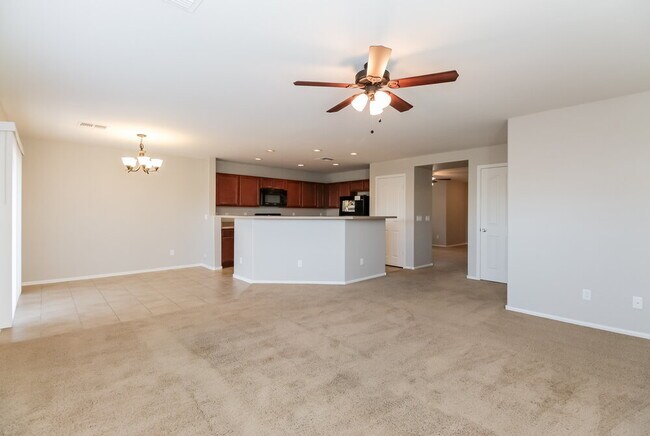 Foto del edificio - 4824 N 110th Ln