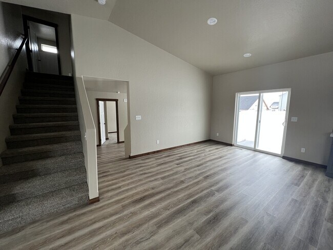 Building Photo - RRP2 - 12629 N Cavanaugh