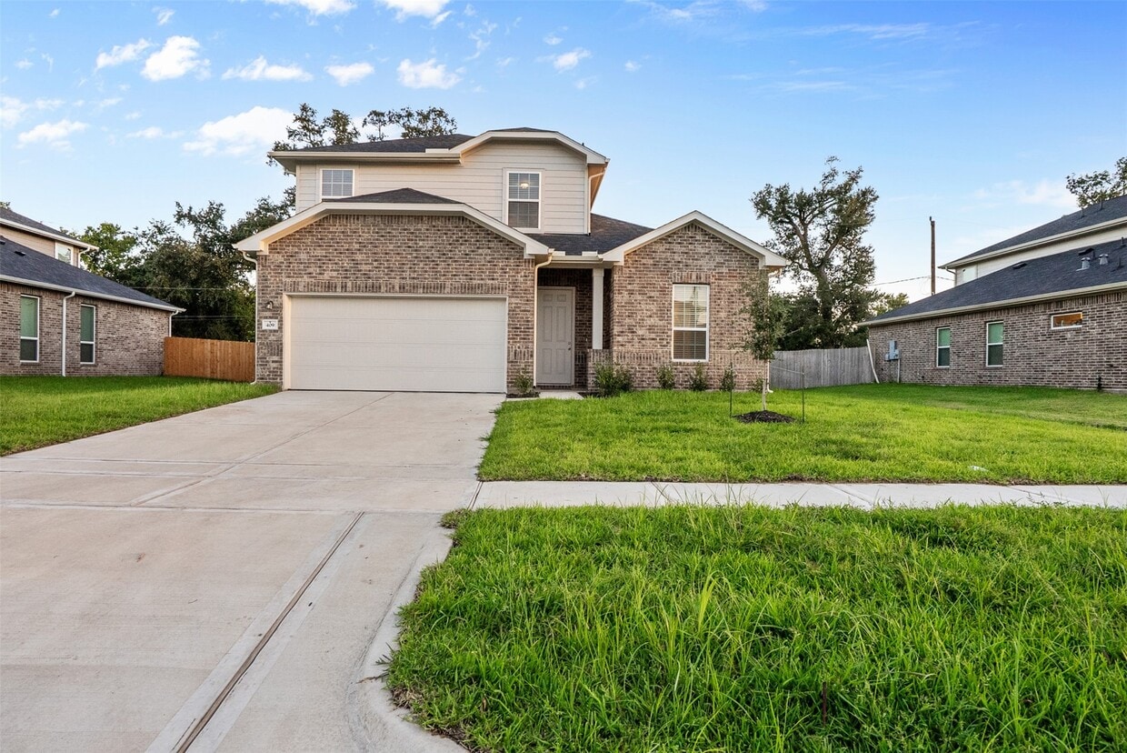 Foto principal - 399 Magnolia Ln