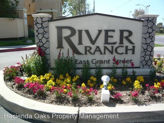 Foto del edificio - 2 br, 2 bath House - 220 E. Grant #86