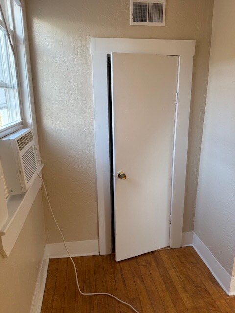 Building Photo - 41 Shaw Rd