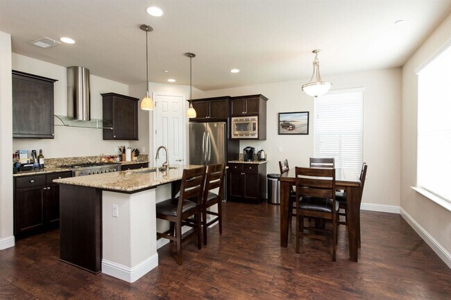 Foto del edificio - Beautiful 3 Bed 2.5 Bath in Copper River