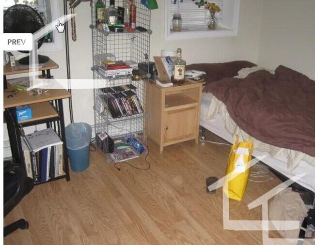 Building Photo - No Brokers Fee, No Security Deposit, Heat, Hot Water included, Packard Corner Area, Laundry is on...