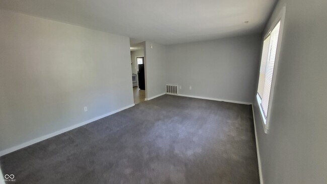 Foto del edificio - 6255 E 25th St