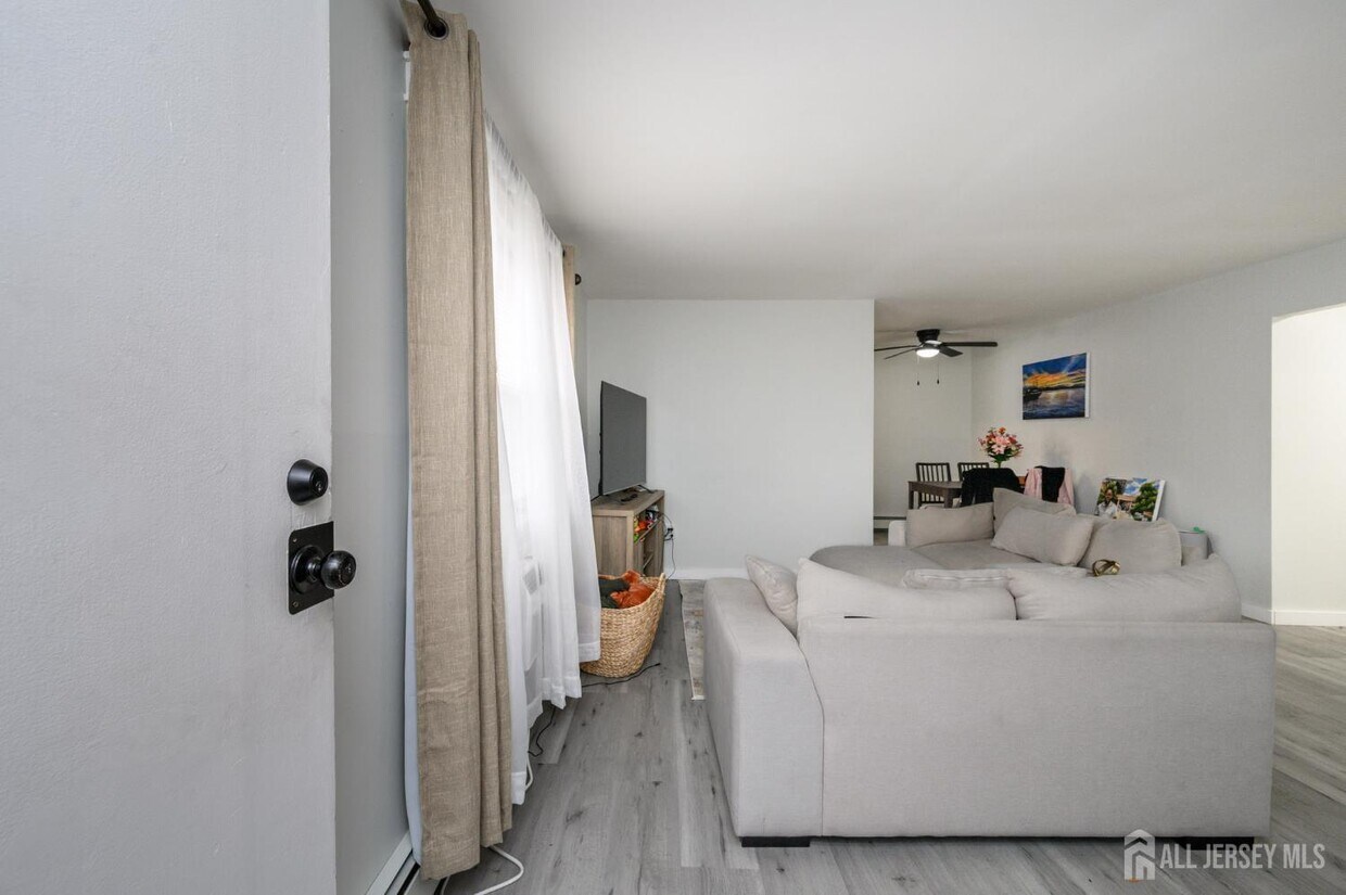 Foto principal - 289 Main St