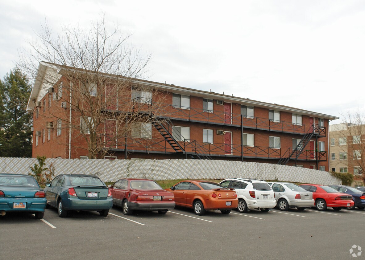 Building Photo - Burgess Student Apartment Complex
