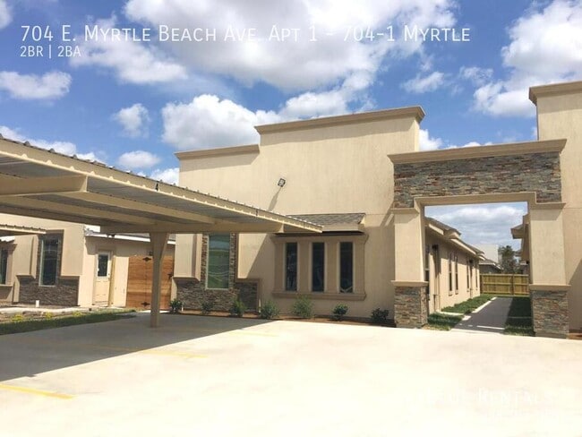 Foto del edificio - 704 E Myrtle Beach Ave