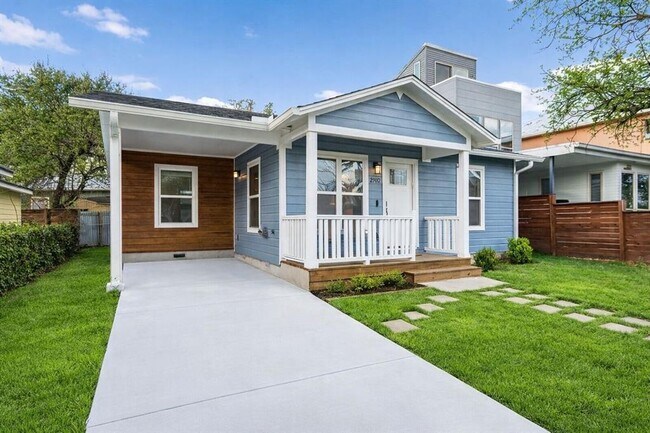 Foto del edificio - 2702 Crest Ave