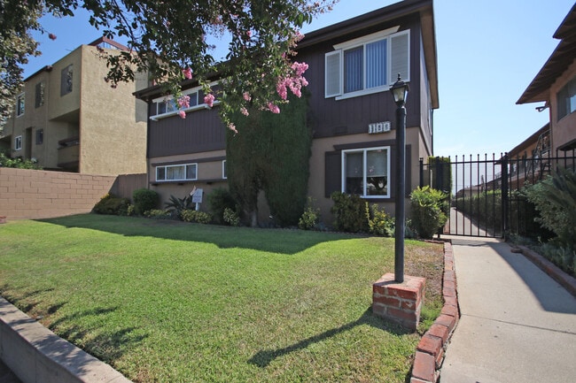 Building Photo - 1100 S Marengo Ave