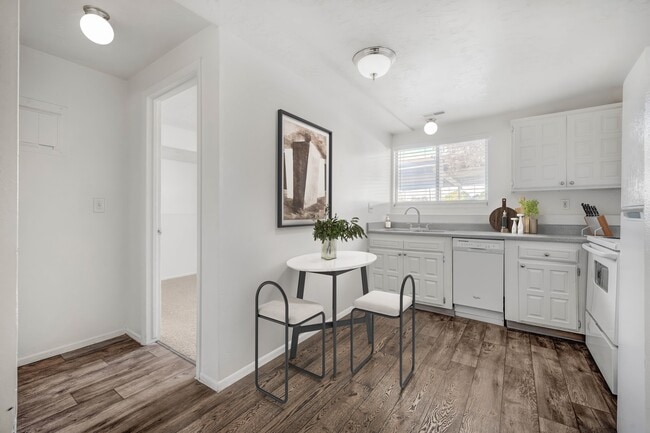 Foto del edificio - The Pointe at Northridge