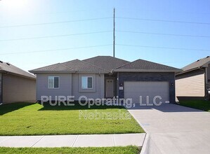 Building Photo - 16509 Heather St