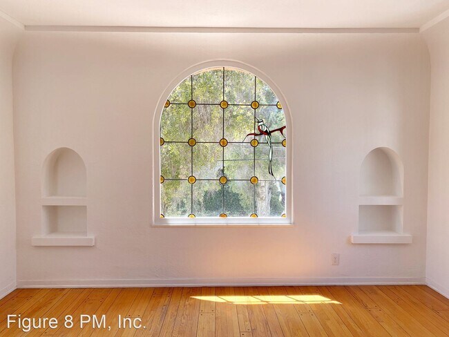 Building Photo - 1602 Angelus Ave