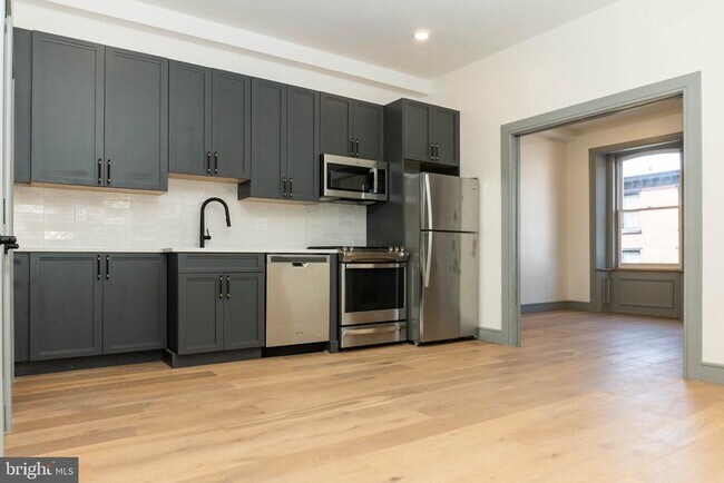 Foto del edificio - 327 S 16th St