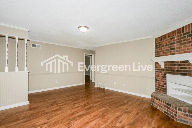 Building Photo - 4534 Sandy Park Dr