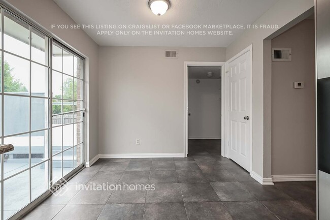 Building Photo - 164 Westwood Dr