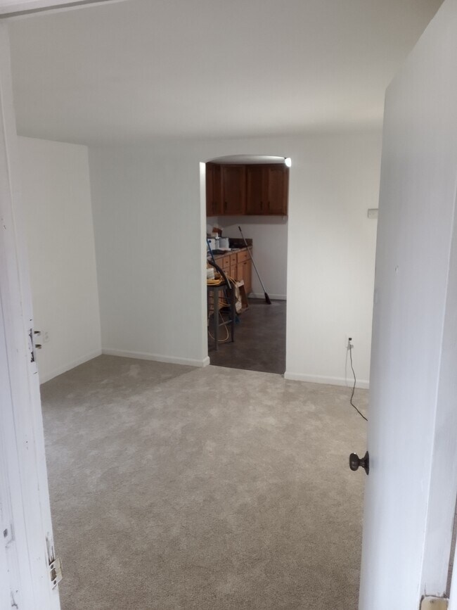 Foto del edificio - 1857 Janvier Rd