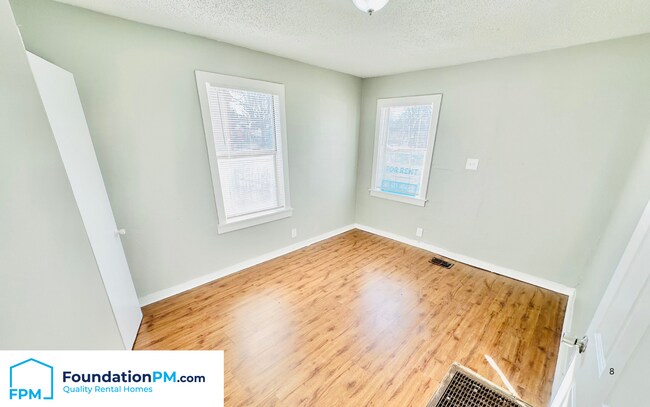 Building Photo - 3122 Johnson Ave