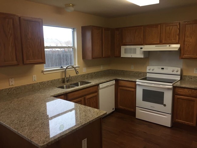 Foto del edificio - 144 Meadow Park Dr