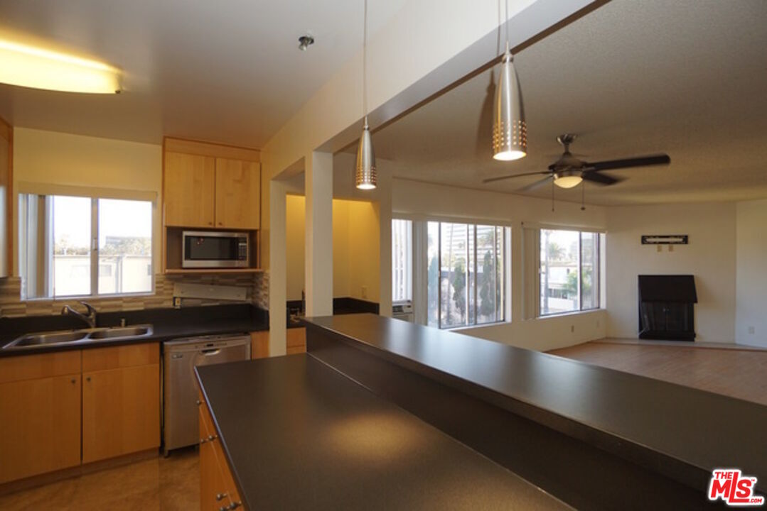 Foto principal - 1033 6th St