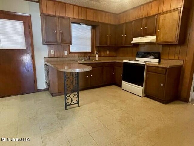 Foto del edificio - 3 Bed 1.5 Bath in Gulfport