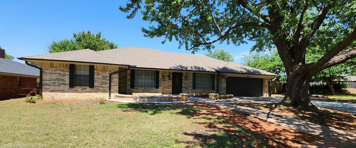 Photo - 2301 Bent Trail Rd (Edmond, OK)