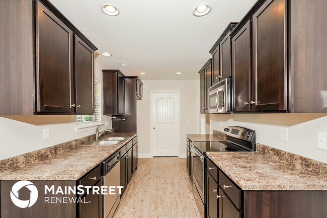 Foto del edificio - 825 Clover Ave