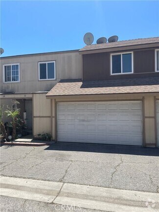 Building Photo - 12828 Ramona Blvd